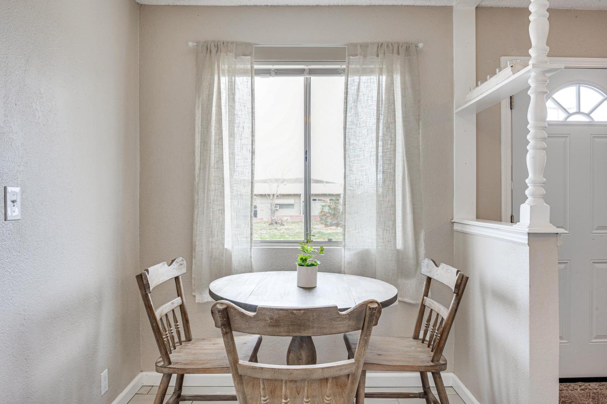Convenient Joshua Tree Apartment - Walk To Town! Zewnętrze zdjęcie